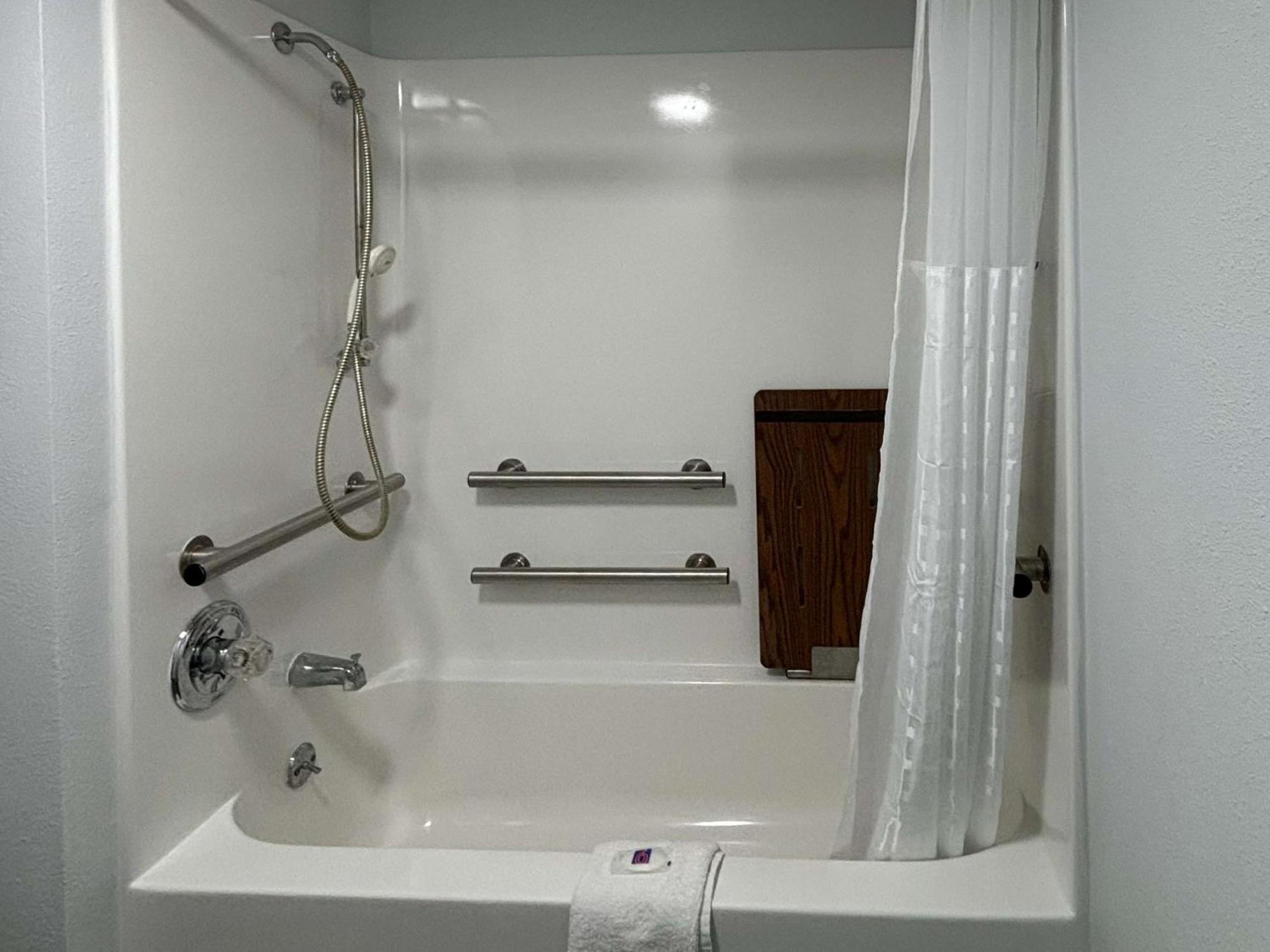 Motel 6 Richmond, Ky Eku Campus Area Zewnętrze zdjęcie