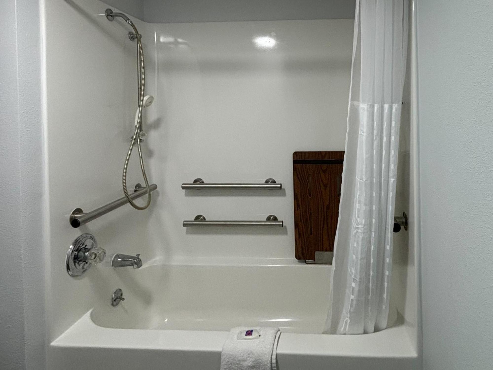 Motel 6 Richmond, Ky Eku Campus Area Zewnętrze zdjęcie