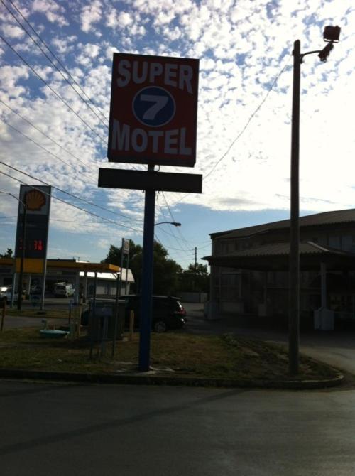 Super 7 Motel Richmond Zewnętrze zdjęcie