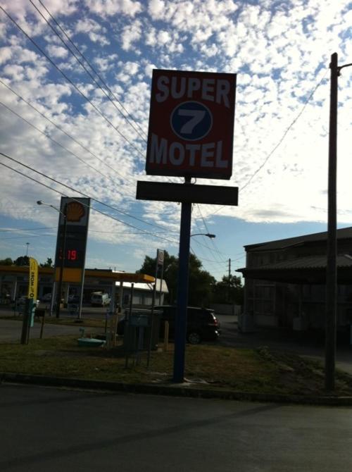 Motel 6 Richmond, Ky Eku Campus Area Zewnętrze zdjęcie